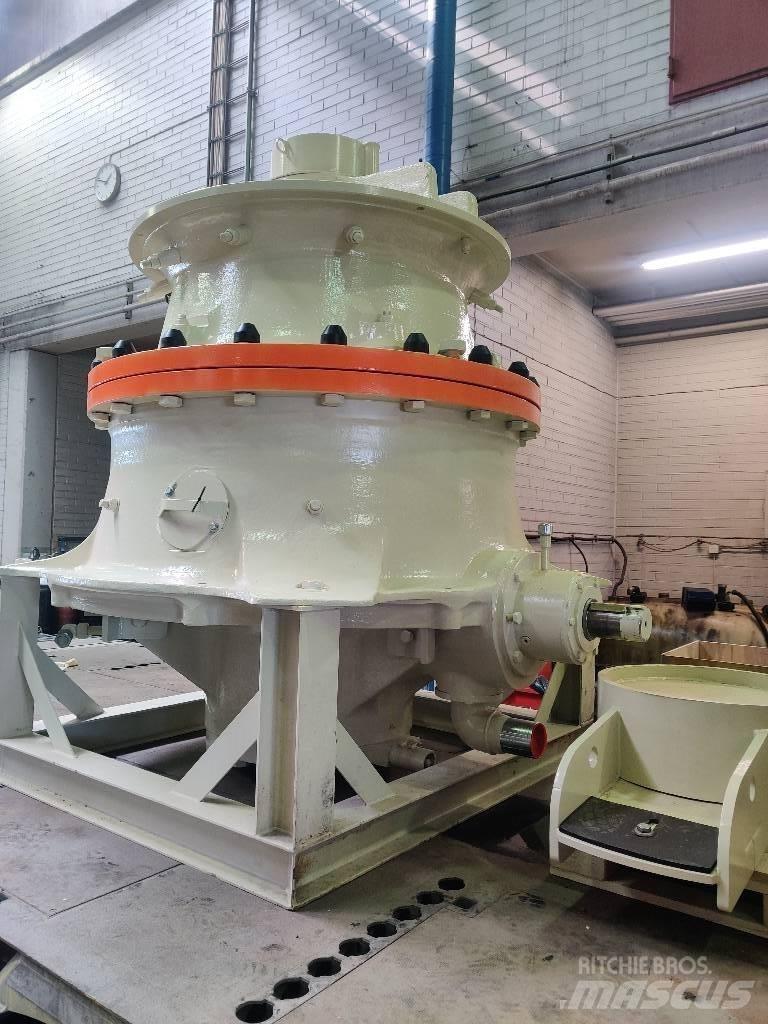 Metso GP220 Дробилки