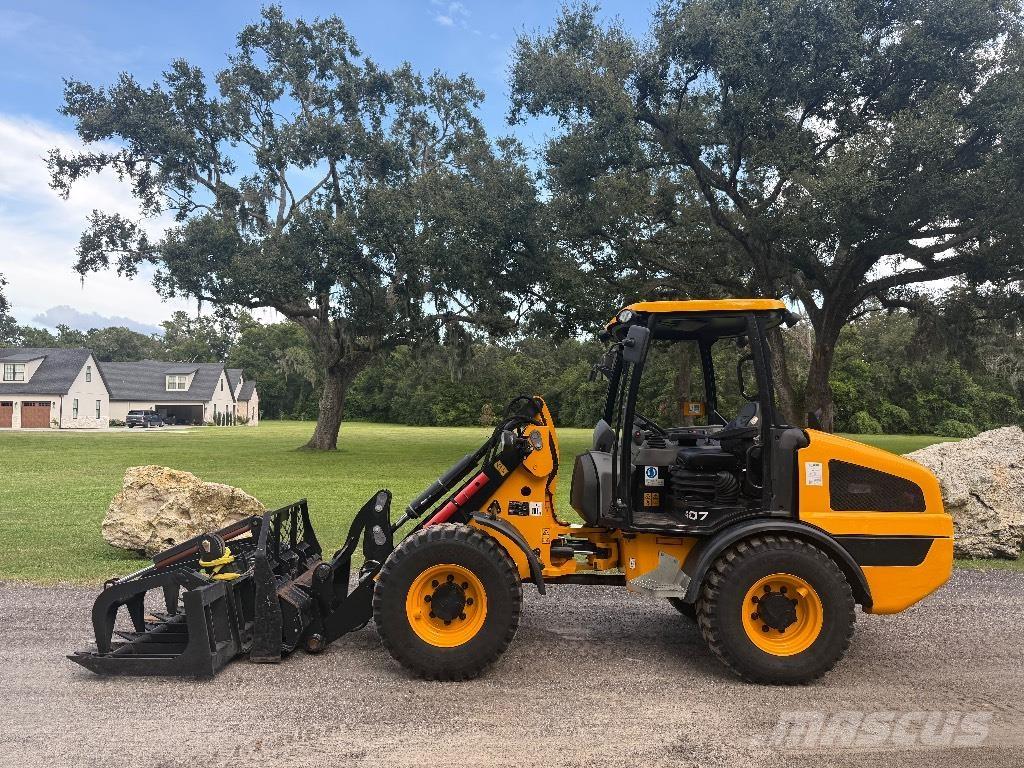 JCB 407 Фронтальные погрузчики