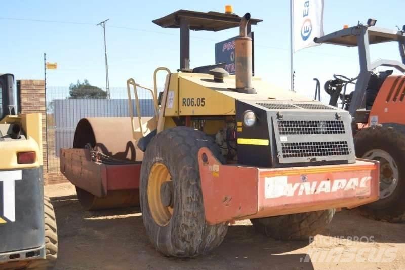 Dynapac CA250D Комбинированные катки