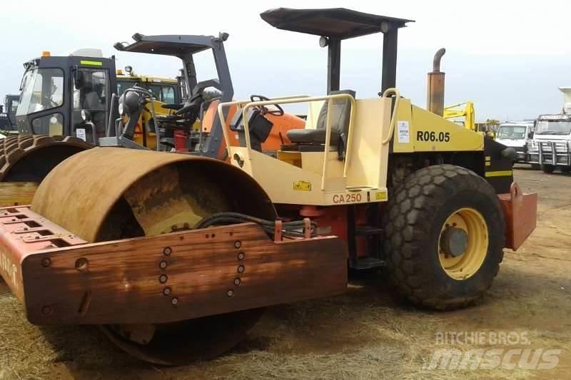 Dynapac CA250D Комбинированные катки