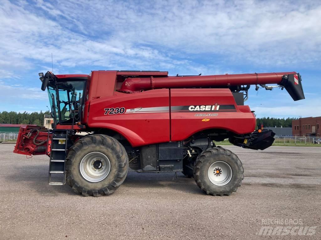 Case IH 7230 Зерноуборочные комбайны