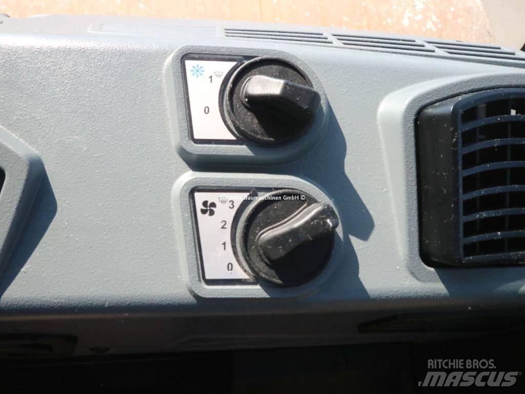Bomag BW 211 D-50 Грунтовые катки