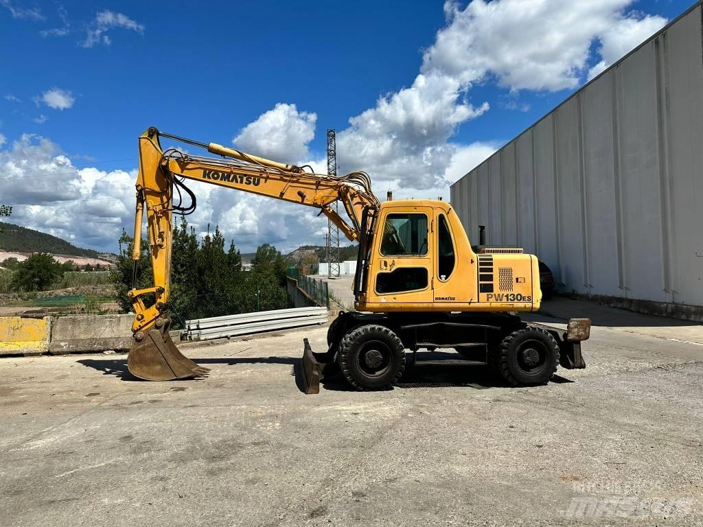 Komatsu PW130 ES-6K Колёсные экскаваторы