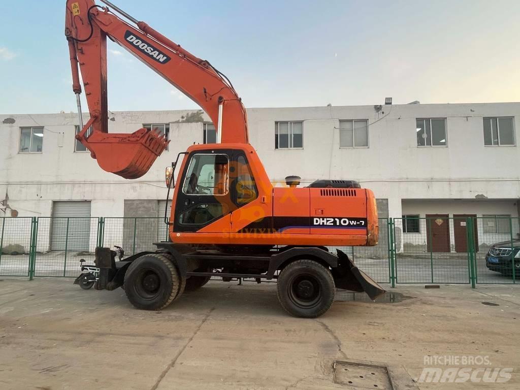 Doosan DH210W-7 Колёсные экскаваторы