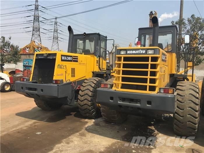 Komatsu WA 380-3 Фронтальные погрузчики