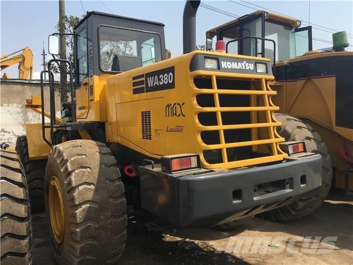 Komatsu WA 380-3 Фронтальные погрузчики
