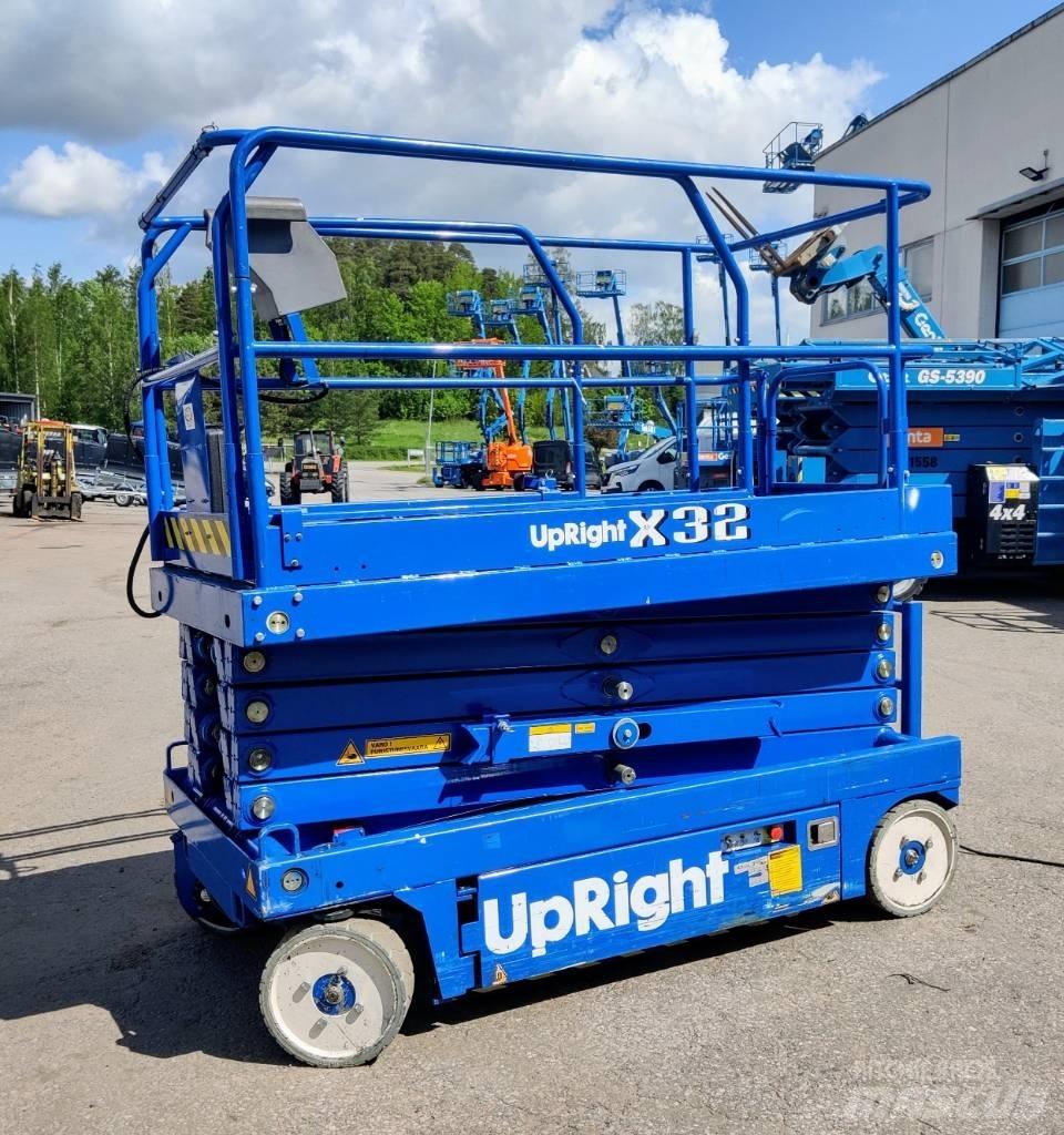 UpRight X32N Ножничные подъемники