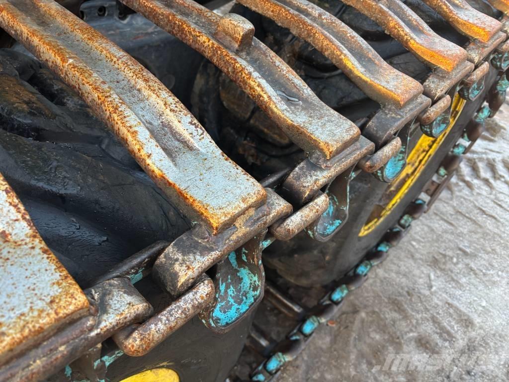 John Deere 1270 E Харвестеры