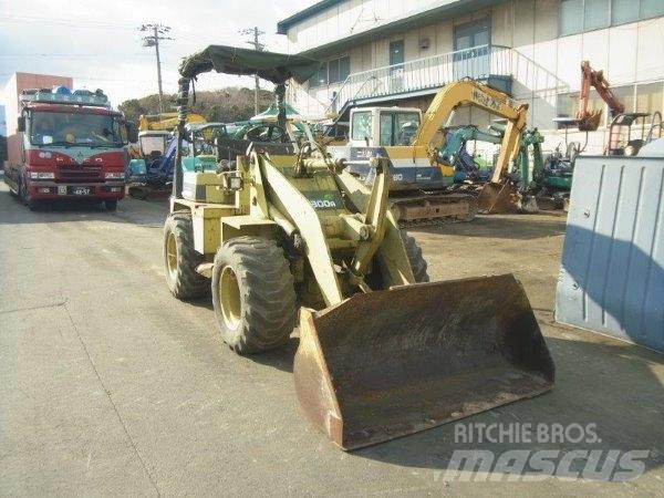 Mitsubishi WS300A Фронтальные погрузчики