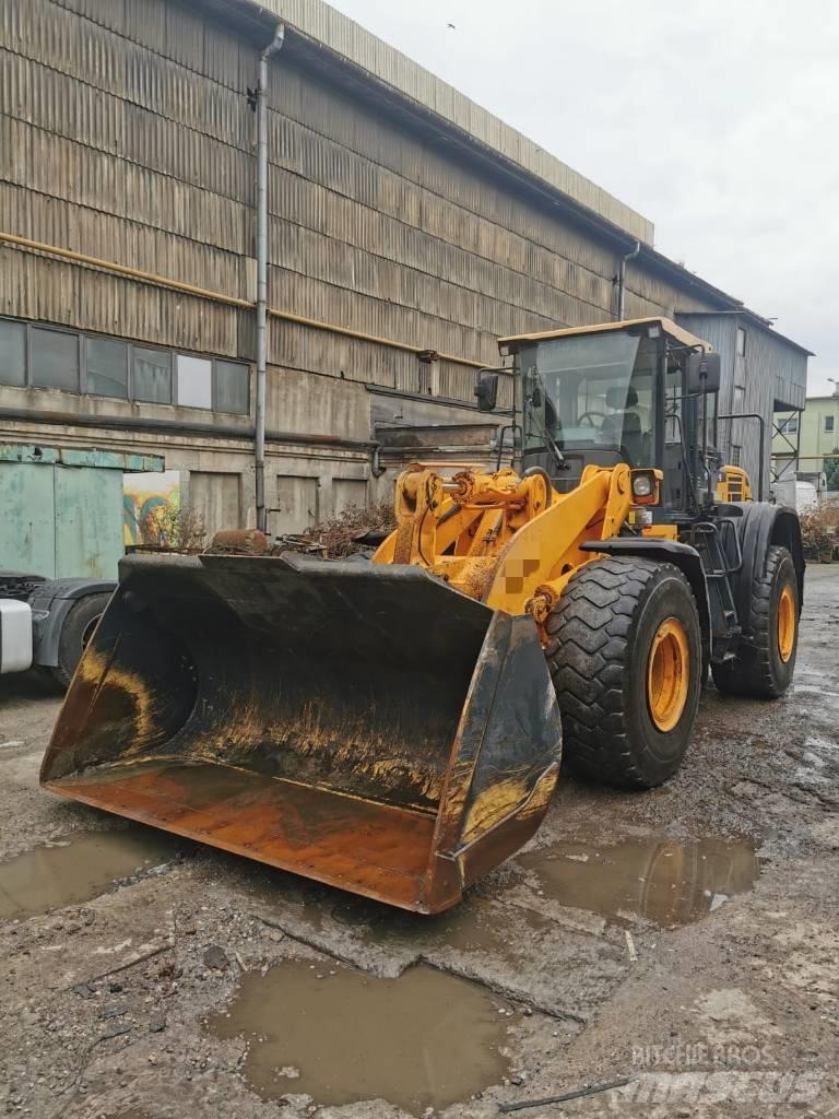 Hyundai HL 760-9 Фронтальные погрузчики