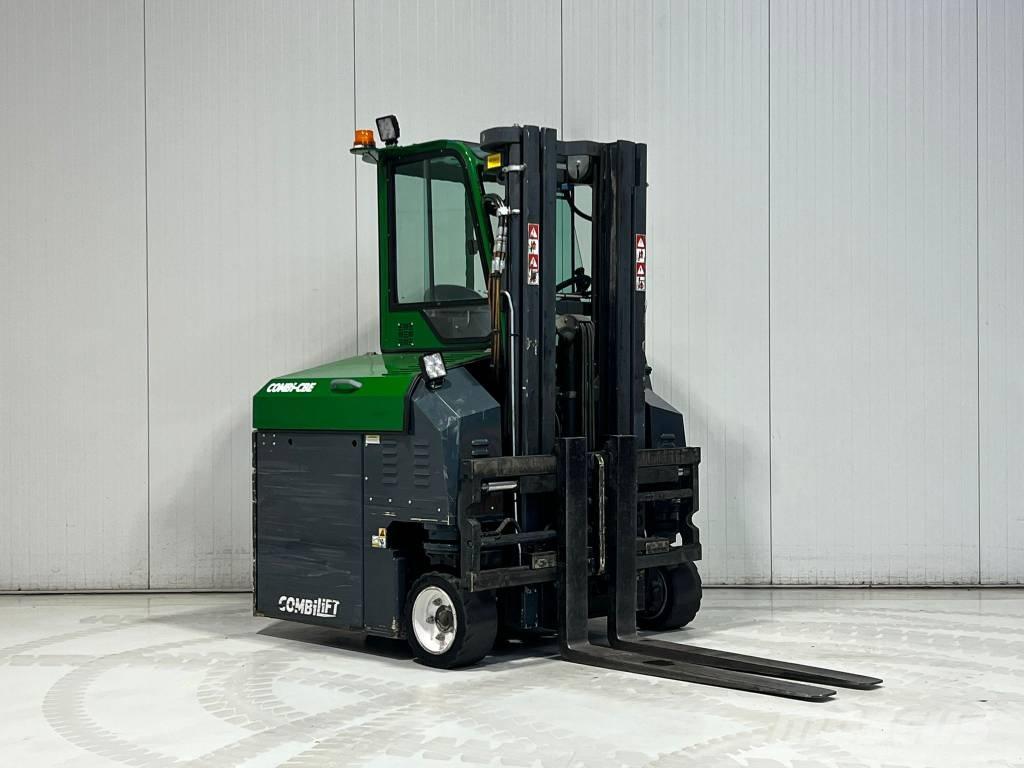 Combilift CBE2500 4-x ходовые ричтраки