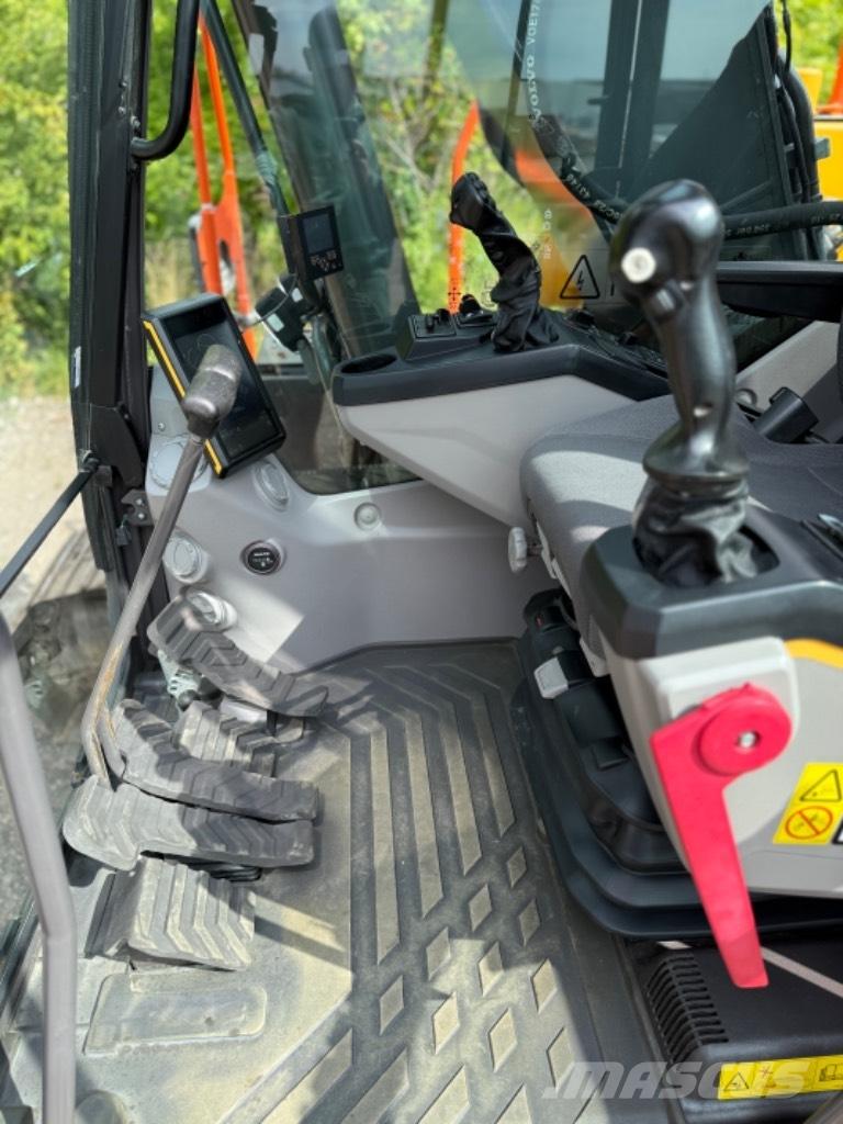 Volvo EC 220 EL Гусеничные экскаваторы