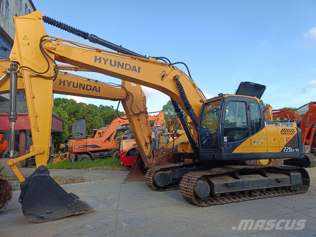 Hyundai R220LC-9S Гусеничные экскаваторы