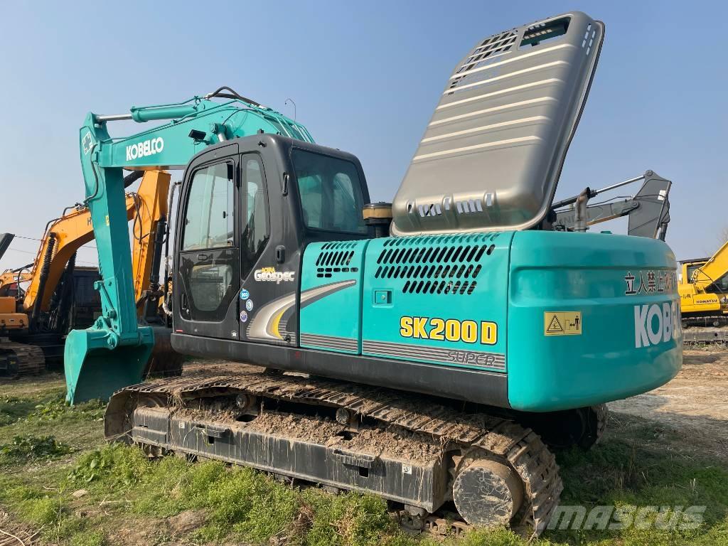 Kobelco SK 200 Гусеничные экскаваторы