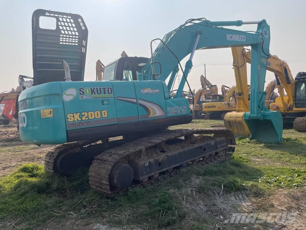 Kobelco SK 200 Гусеничные экскаваторы