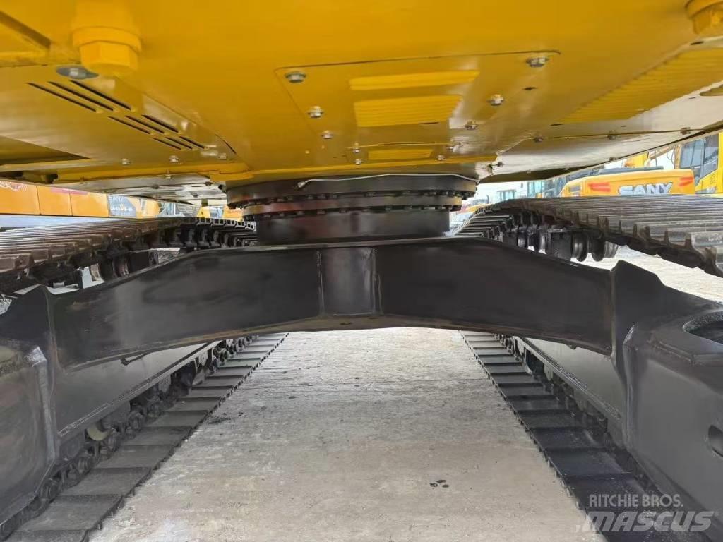 Komatsu 160-7 Гусеничные экскаваторы