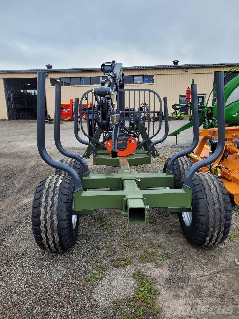 Farma T9F Лесные прицепы