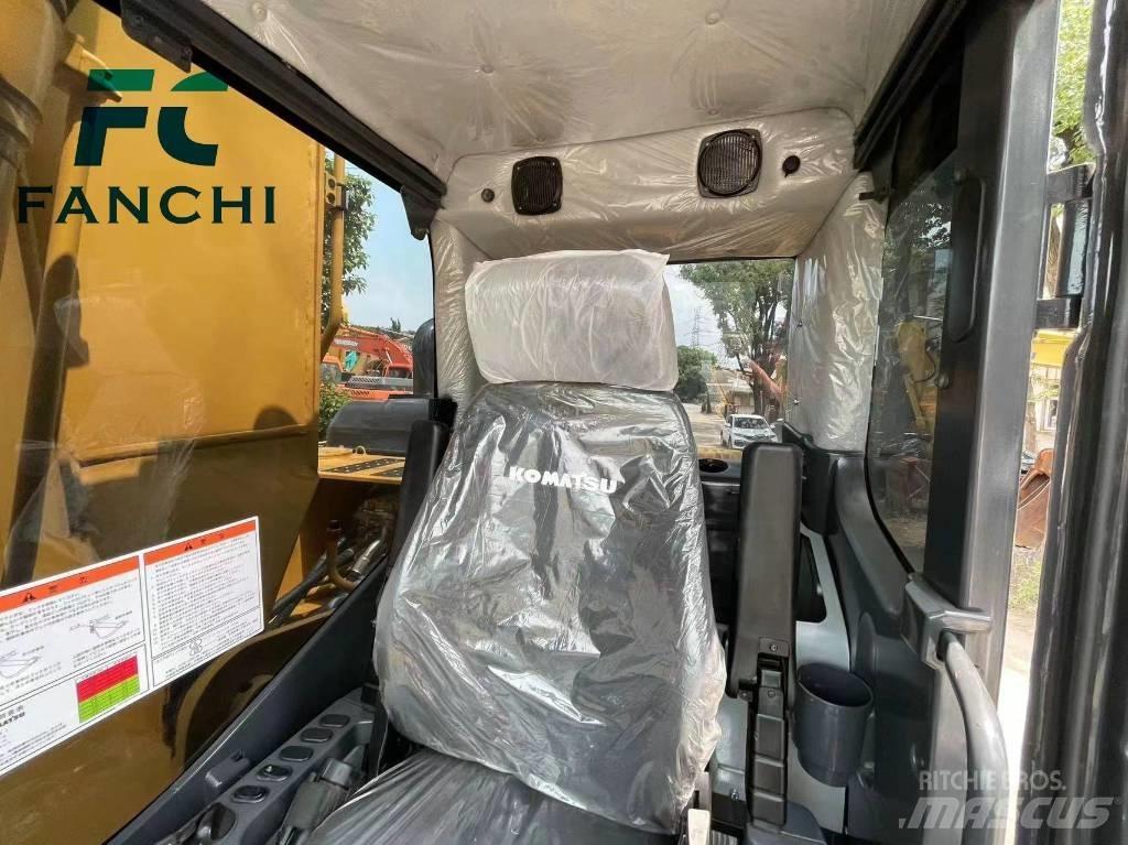 Komatsu PC 200-6 Малые экскаваторы 7т-12т