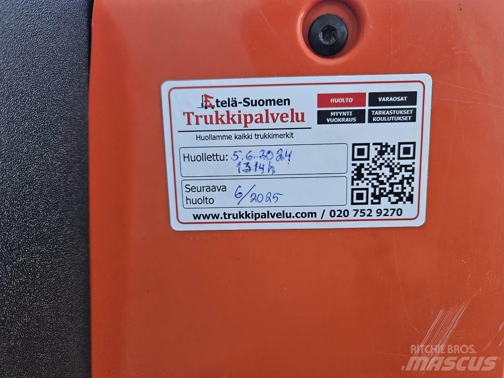 Toyota LWE 200 Самоходные электрические тележки