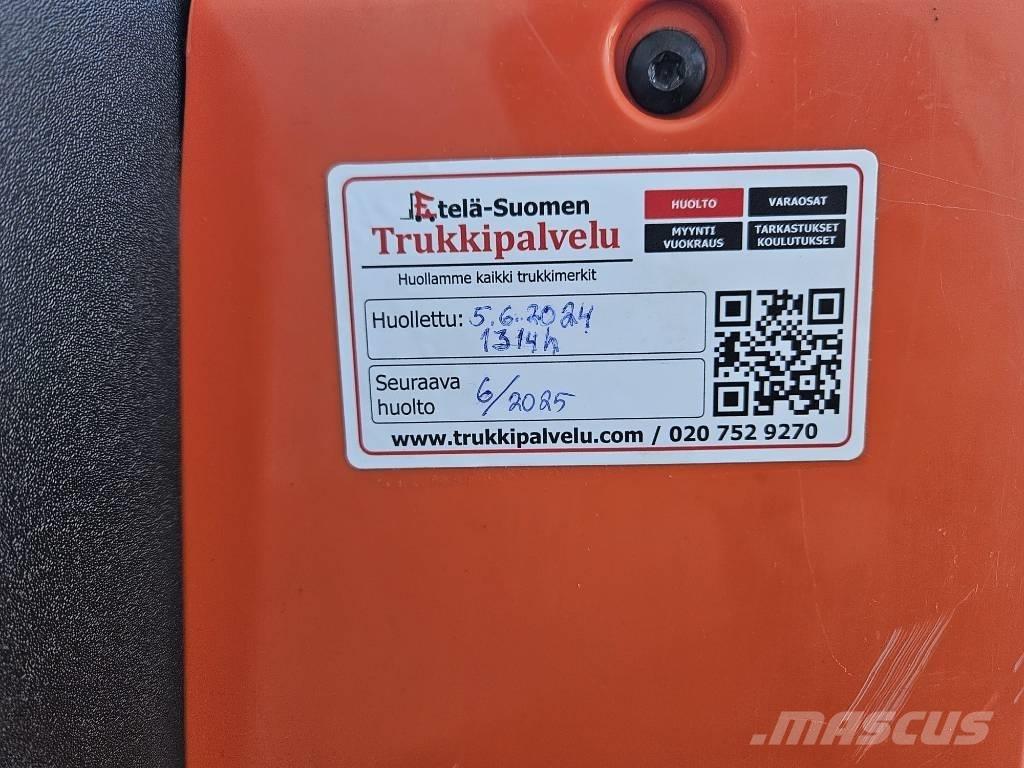 Toyota LWE 200 (myyty) Самоходные электрические тележки