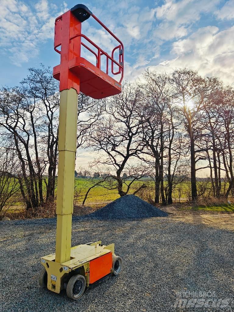 JLG 1230 Вертикальные мачтовые подъемники