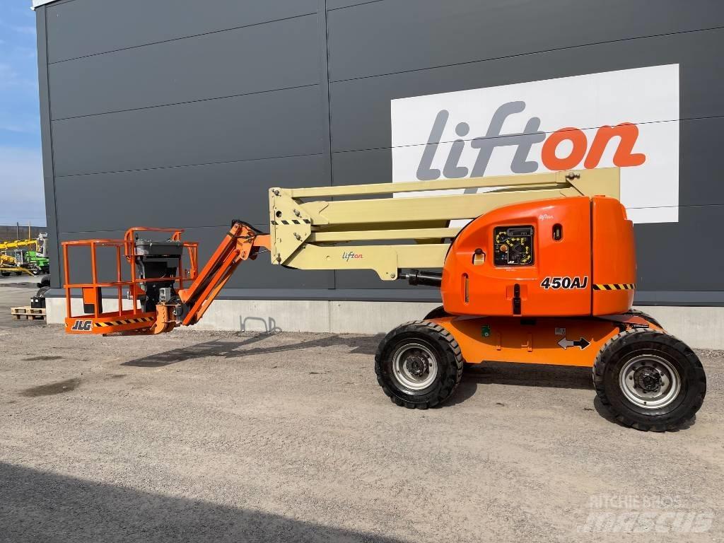 JLG 450 AJ Bomlift Коленчатые подъемники