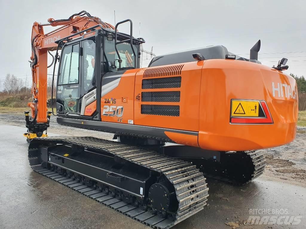 Hitachi ZX250LC-7 Гусеничные экскаваторы