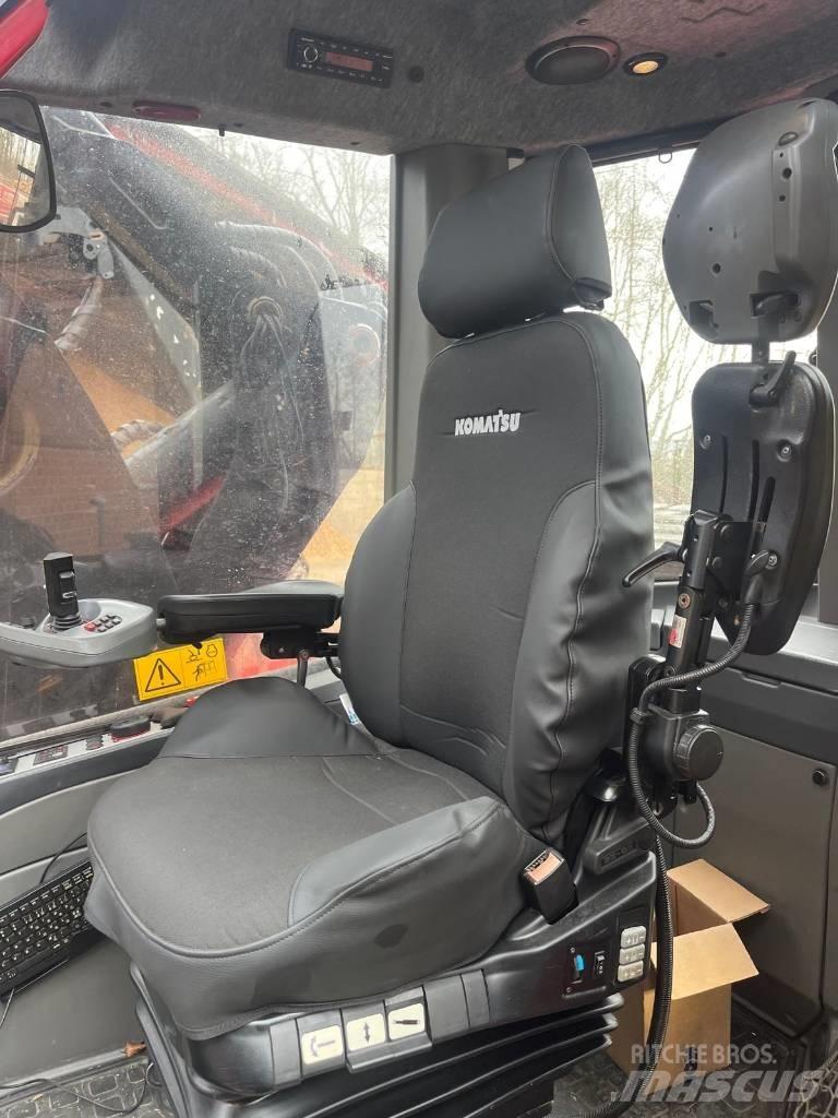 Komatsu 931 XC Харвестеры