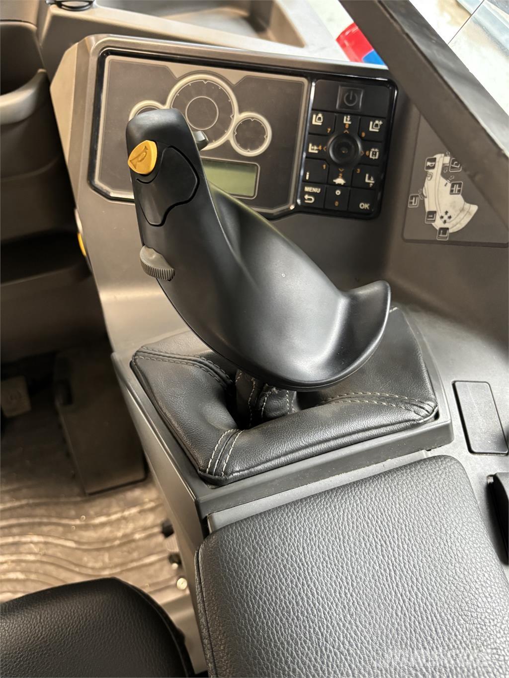 Atlet UHD200 Ричтраки