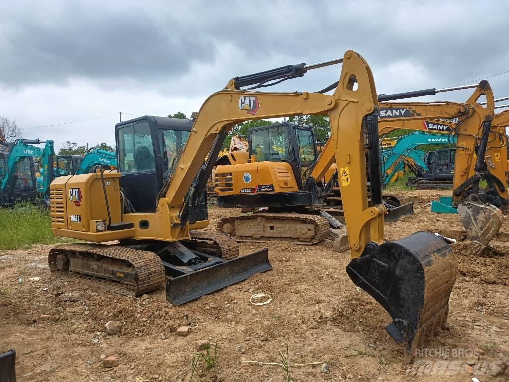 CAT 306E2 Мини-экскаваторы