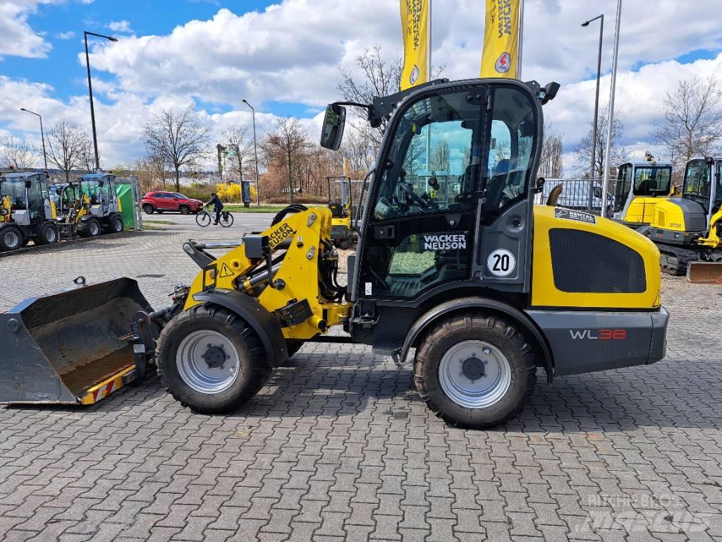 Wacker Neuson WL38 Фронтальные погрузчики