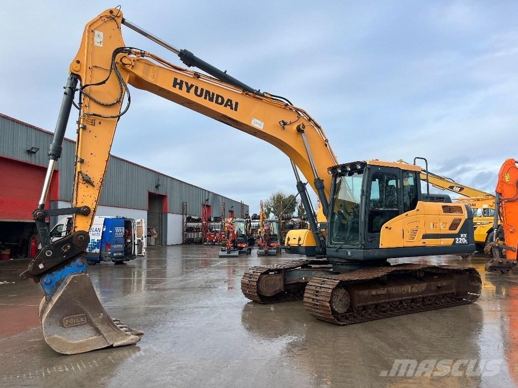 Hyundai HX 220 L Гусеничные экскаваторы