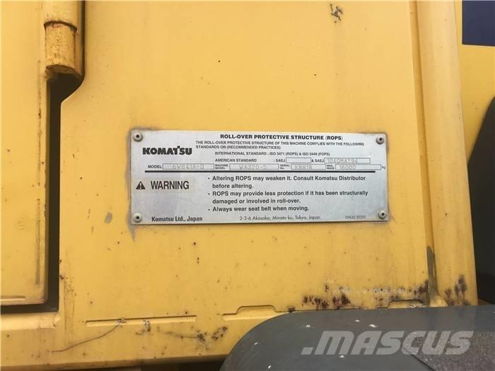 Komatsu WA 320-5 Фронтальные погрузчики