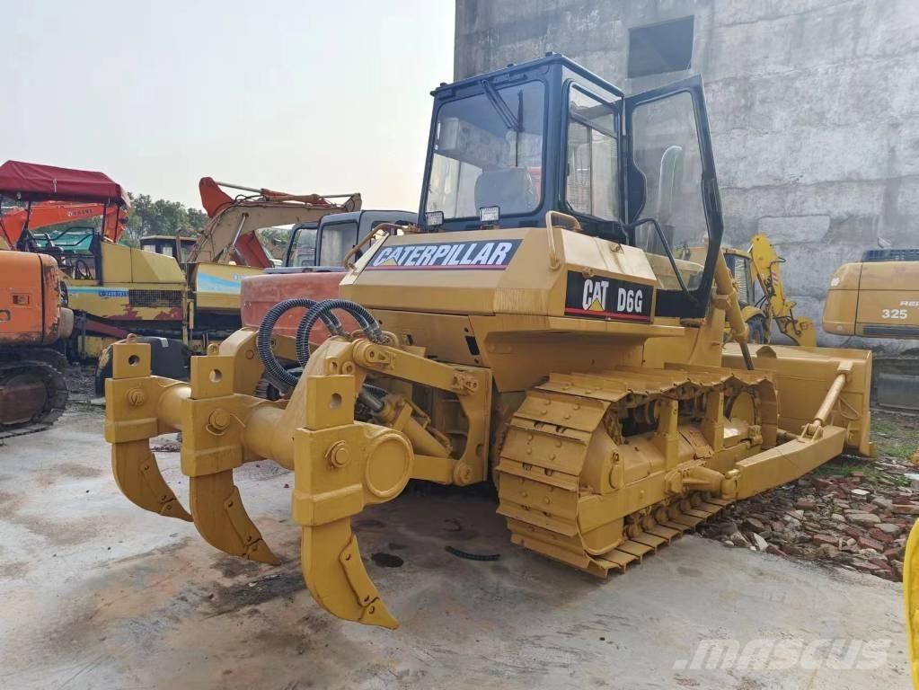CAT D 6 G Гусеничные бульдозеры