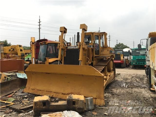 CAT D7R Гусеничные бульдозеры
