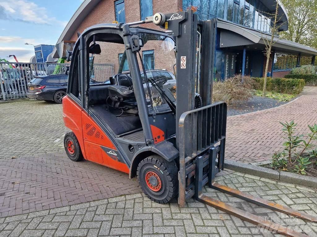 Linde H25D-02 Дизельные погрузчики