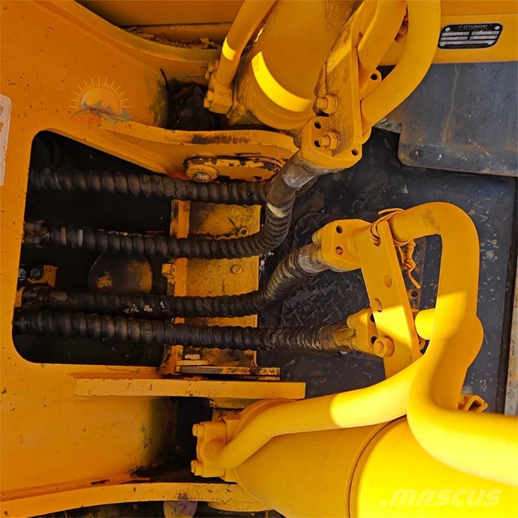 Hyundai Robex 210W-7 Колёсные экскаваторы