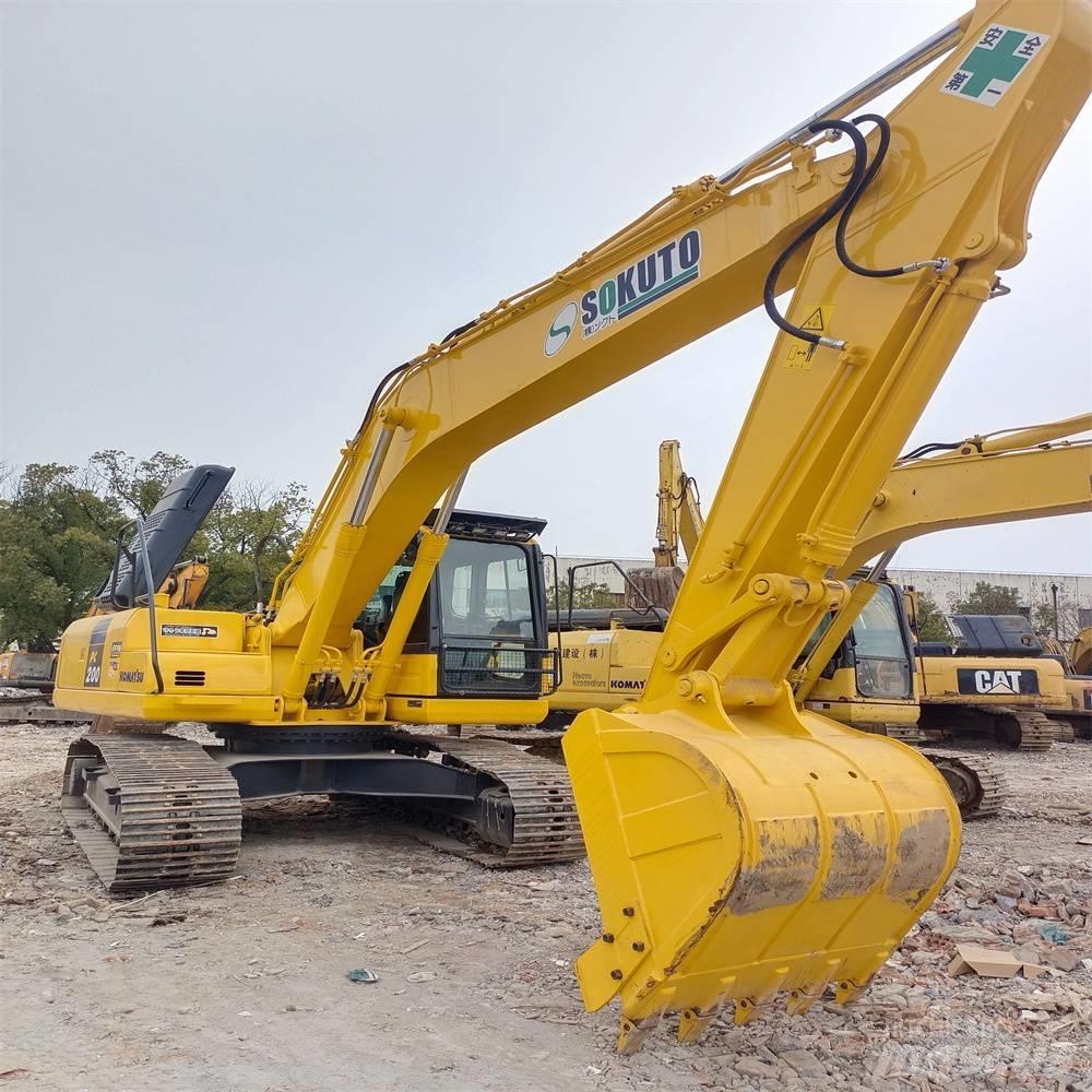 Komatsu PC 200 Гусеничные экскаваторы