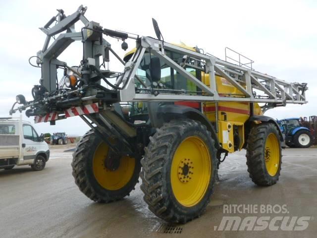 Artec F40 Самоходные опрыскиватели