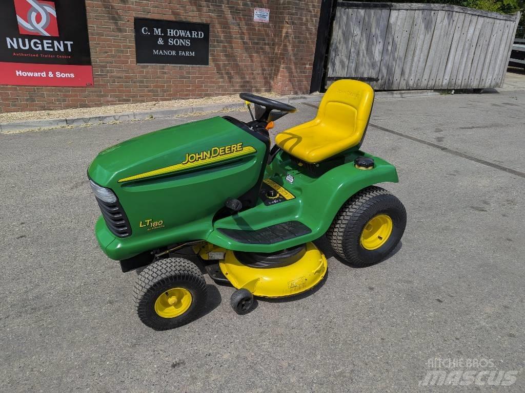 John Deere LT 180 Самоходные газонокосилки
