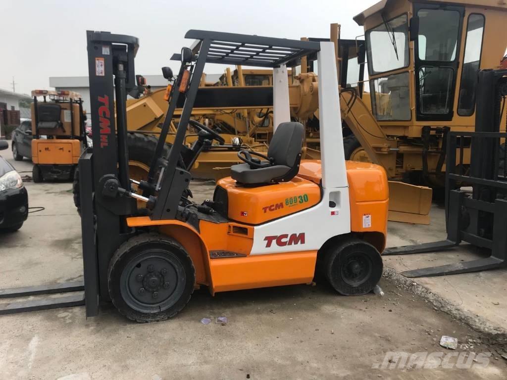 TCM FD 30 Дизельные погрузчики