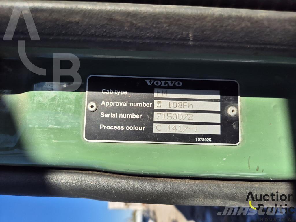 Volvo FM-300 Грузовики-Самосвалы