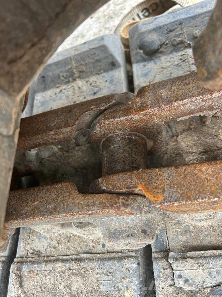 Komatsu PC 138 US-11 Гусеничные экскаваторы