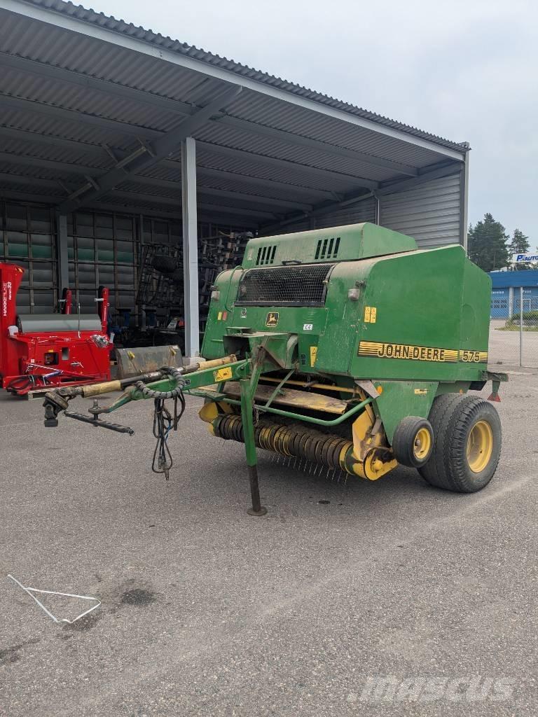 John Deere 575 Рулонные пресс-подборщики