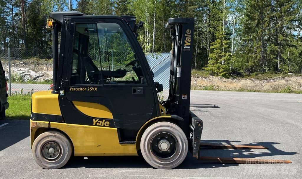 Yale GDP 25 VX Дизельные погрузчики