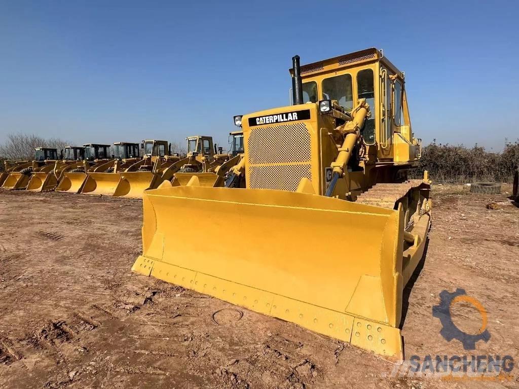 CAT D8K Гусеничные бульдозеры