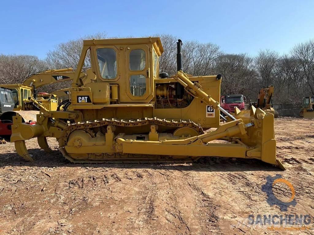 CAT D8K Гусеничные бульдозеры