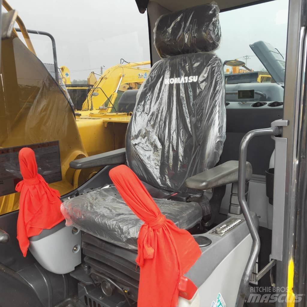 Komatsu PC200-8 Гусеничные экскаваторы