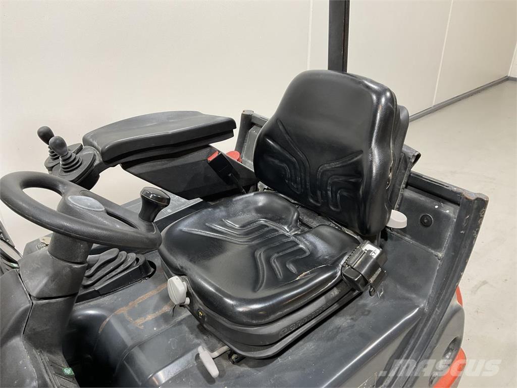 Linde E16C-02 Электропогрузчики