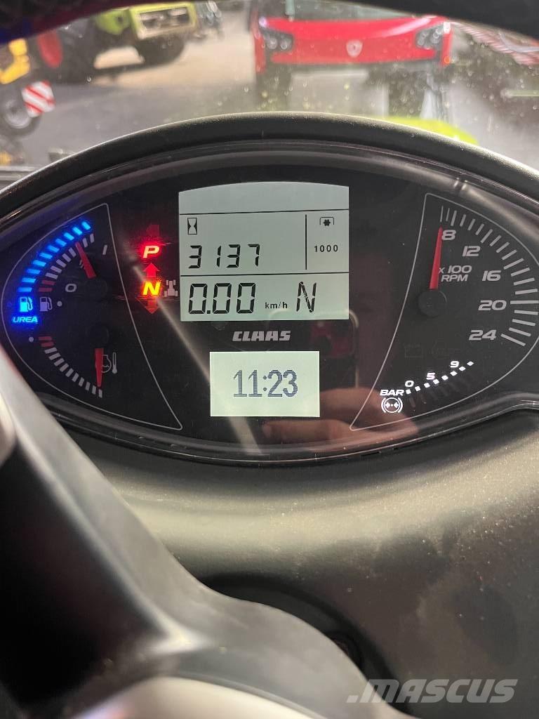 CLAAS AXION 960TT Трактора